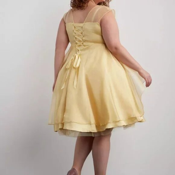 Torrid/Disney Princess Beauty And The Beast Belle Ball Gown - Picture 3 of 14